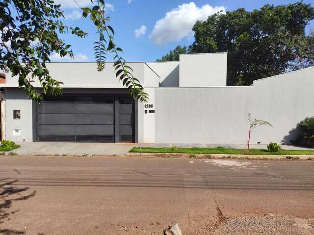 Casa 2 Suítes com Área Gourmet Rústica no Rita Vieira próximo Vilas Boas
