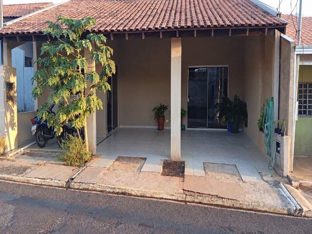 Vendo casa dentro do condominio - Monte Castelo
