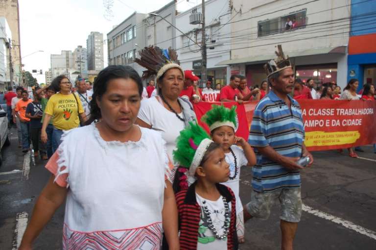 Lideranças indígenas participaram da ação 