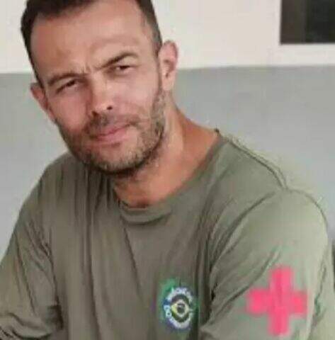 "Morto com a mãe em acidente era professor e "referência na pesquisa veterinária""