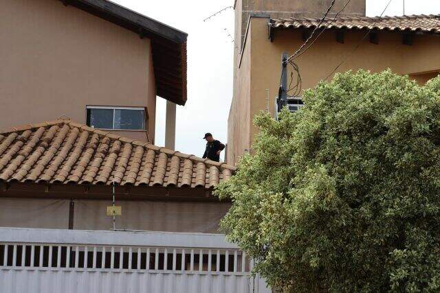 "Delegado deixa casa antes de operação e Gaeco apura possível vazamento"