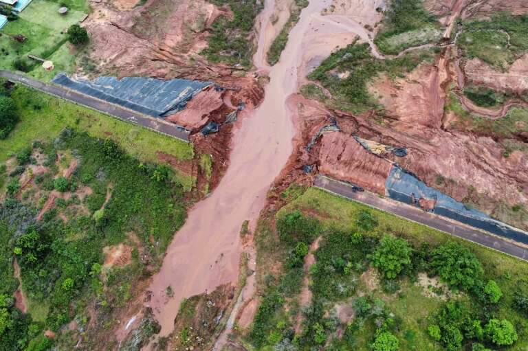 Acessa ao Nasa Park após chuva em Campo Grande (Foto: Osmar Veiga/Campo Grande News)