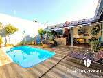 Casa com piscina no Tiradentes