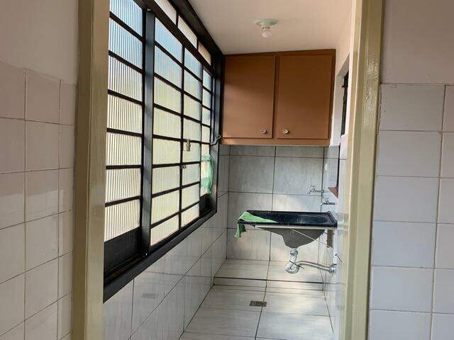 VENDO APARTAMENTO CENTRO