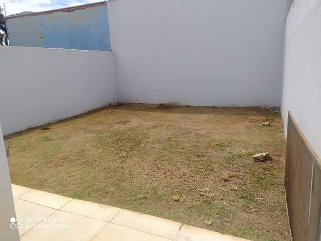 A - CASA ESPA&Ccedil;OSA E SEGURA NO BAIRRO VILA NASSER