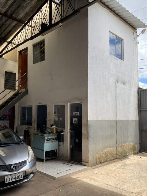 Alugo Galp&atilde;o Comercial - Valor R$5 mil - Monte Castelo