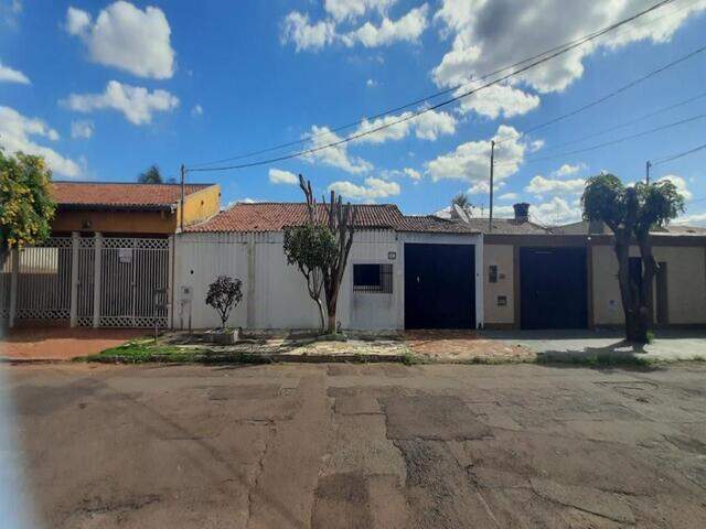 EXCELENTE CASA PRECO IMPERDIVEL NAO DA FINANCIAMENTO