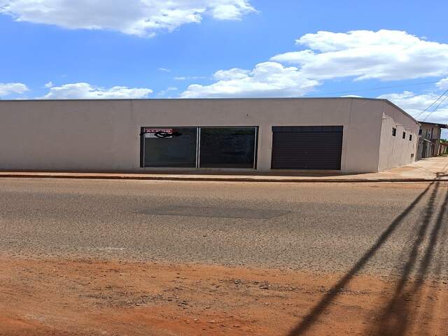 sal&atilde;o comercial 80 m2 no oliveira 1