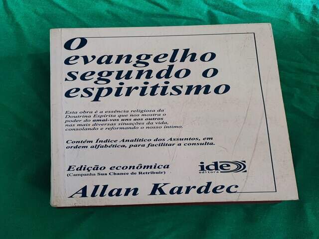Lote 2 Livros Esp&iacute;ritas