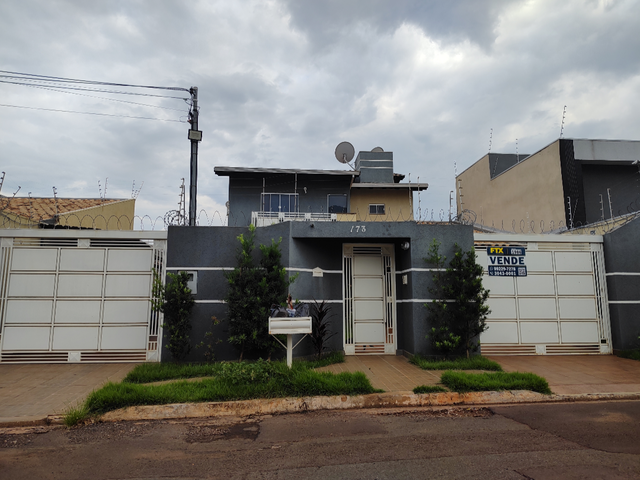 SOBRADO 250m quadrados PR&Oacute;XIMO A AV. BOM PASTOR, OPORTUNIDADE IMPERD&Iacute;VEL