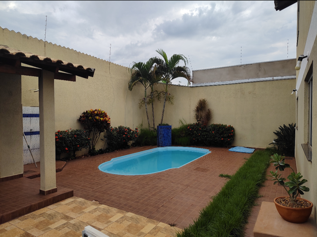 SOBRADO 250m quadrados PR&Oacute;XIMO A AV. BOM PASTOR, OPORTUNIDADE IMPERD&Iacute;VEL