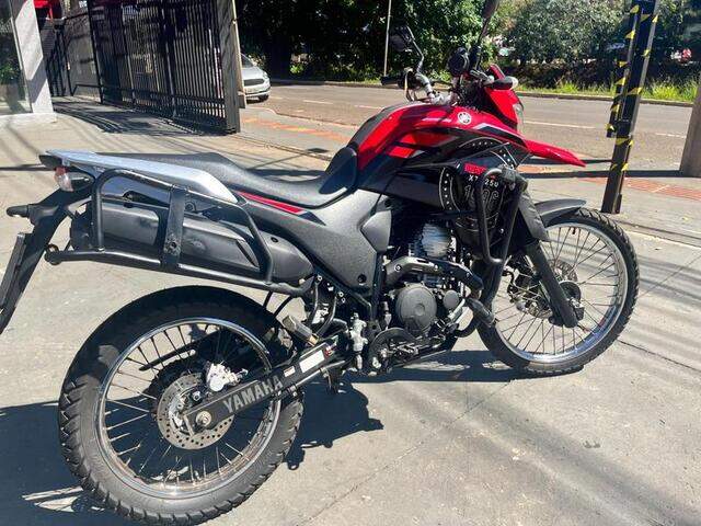 XTZ 250 LANDER