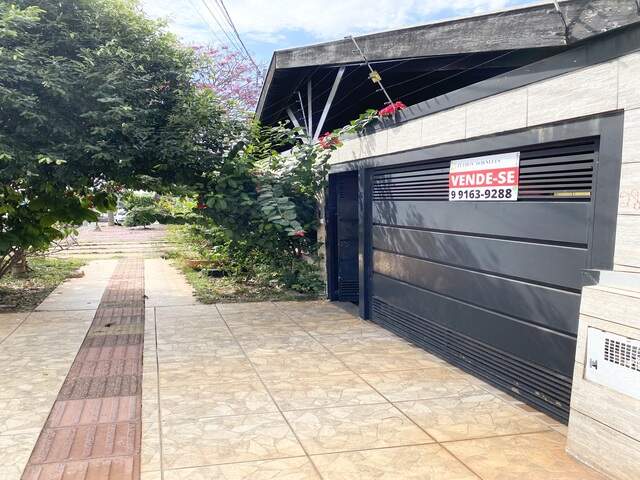Vendo Casa no Novos Estados R$380.000 c/ piscina