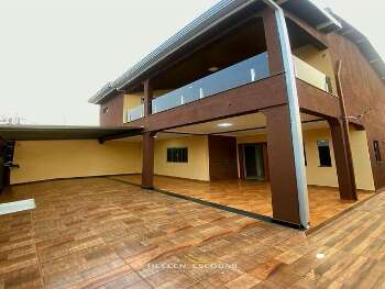 Casa &agrave; venda no P&ecirc;nfigo! 