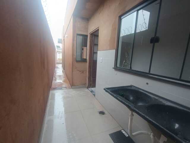 casa t&eacute;rrea no Bela Laguna 