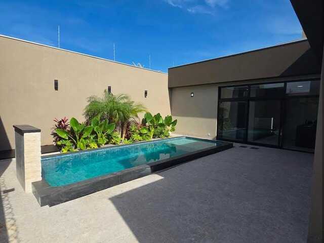 casa t&eacute;rrea no Jardim Panam&aacute; 