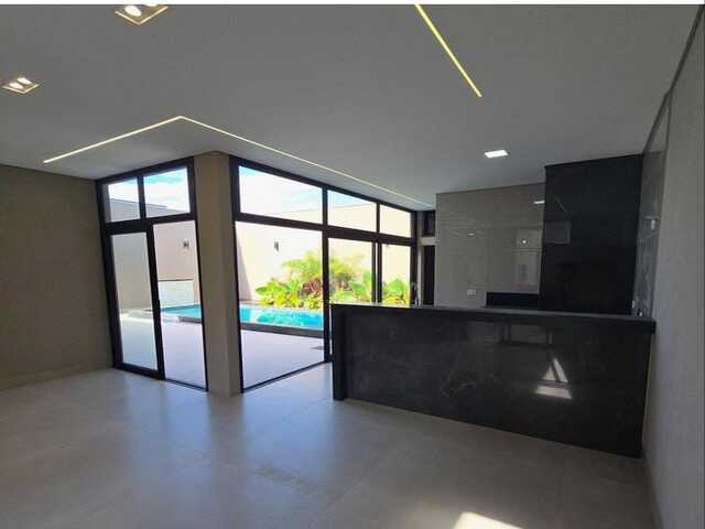 casa t&eacute;rrea no Jardim Panam&aacute; 