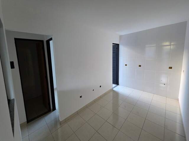 vendo casa t&eacute;rrea em condom&iacute;nio no Santa Em&iacute;lia 
