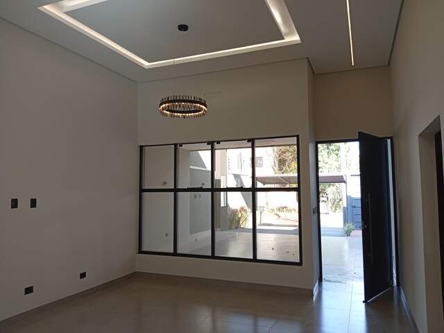 vendo casa terrea Rita Vieira I com piscina aquecida 