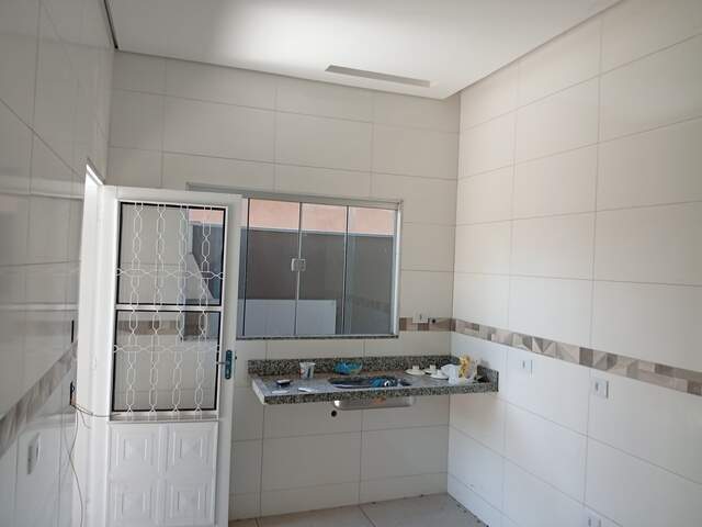 vendo casa terrea no Nova Lima fachada grafiado 