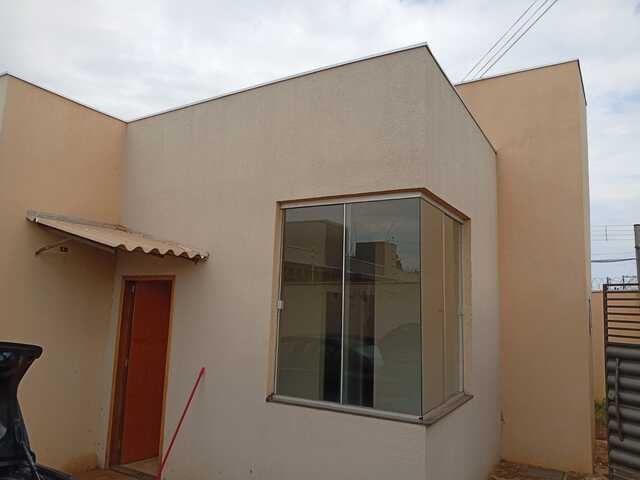 casa t&eacute;rrea no Jardim Uirapuru 