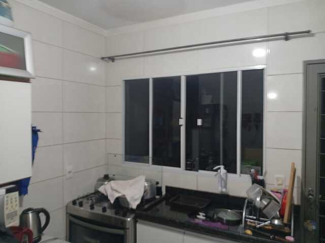 vendo casa usada no Jockey Clube 
