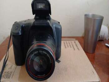 VENDO M&Aacute;QUINA FOTOGR&Aacute;FICA DIGITAL AMADORA 