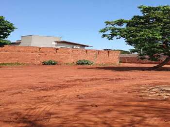 Terreno pronto para construir. Aproveite o preço asfalto chegando