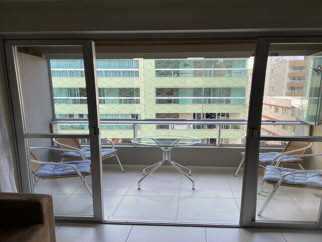 Vendo Apt. na melhor rua Reta ao Mar de Balneario Cambori&uacute;, SC
