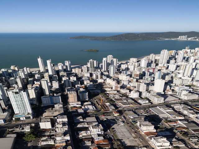 Lan&ccedil;amento em Balneario Cambori&uacute;, SC alta liquidez Aproveite!