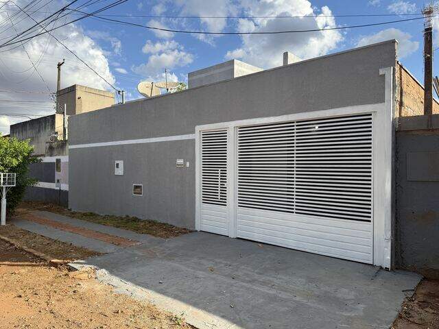 Linda casa no Uni&atilde;o