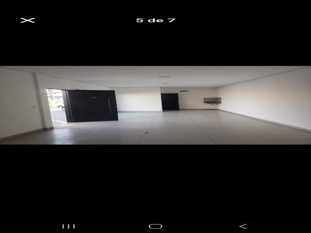 SALA COMERCIAL