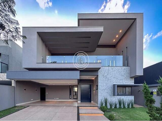 Sobrado Alto Padrão com 3 suítes no Alphaville IV