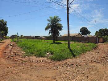 Terreno esquina pr&oacute;ximo &agrave; futura via de acesso &agrave;s Moreninhas (67) 99292-9002