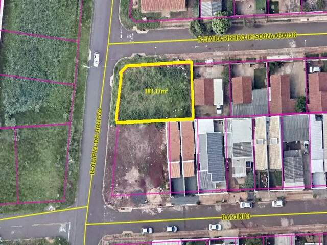 Terreno de esquina no Monte Castelo