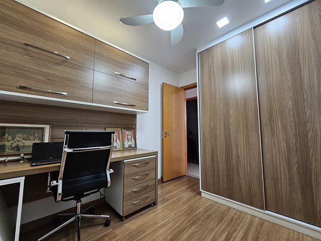 Apartamento (Gaudi) - Jd. Dos Estados - 03 dormit&oacute;rios, nascente e andar alto 