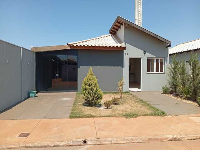 Casa em Condomínio no Centenário