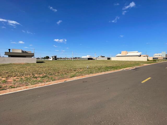 Terreno em Condom&iacute;nio &agrave; venda no Reserva Santa In&ecirc;s no Bairro Nova Lima