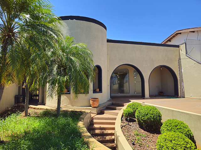 Sobrado de esquina - Av. Rodolfo Jose Pinho – Jd. São Bento - (67) 99292-9002