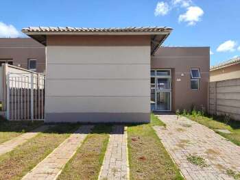 Casa T&eacute;rrea com 3 Quartos em Condom&iacute;nio Fechado &ndash; Parque dos Novos Estados