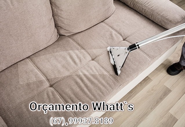 Limpeza de sofá