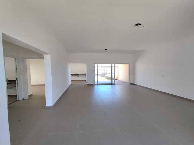 🏡 Casa T&eacute;rrea Moderna | 3 Quartos | Su&iacute;te | Terreno Amplo