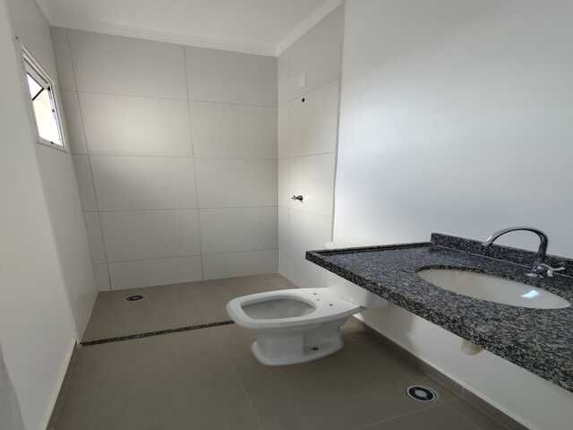 Sobrado Moderno | 118,84 m&sup2; | 3 Quartos (1 Su&iacute;te) | Conforto e Funcionalidade