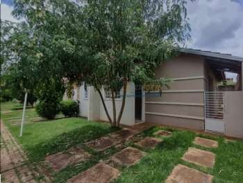 VENDE-SE em RESIDENCIAL LAGO DI MONATE