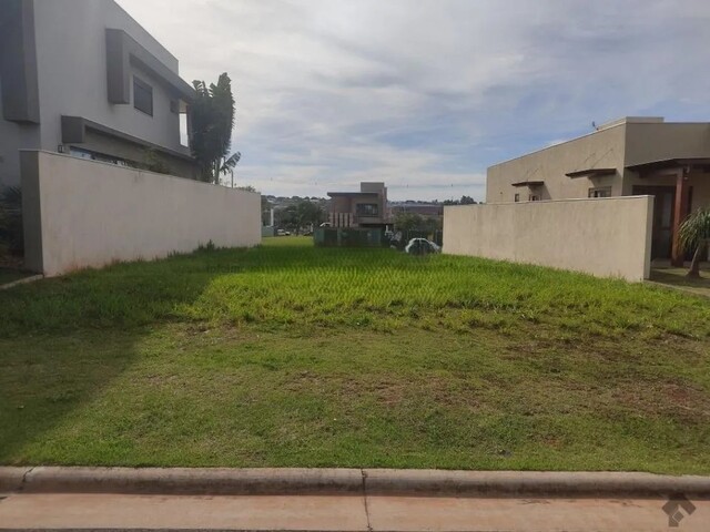 Lote à Venda no Alphaville III – 367 m² | Próximo à ntrada do condomínio