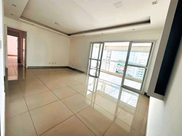 OPORTUNIDADE no Royal Park | 4 Quartos (2 Su&iacute;tes) | 142 m&sup2; + 2 Vagas