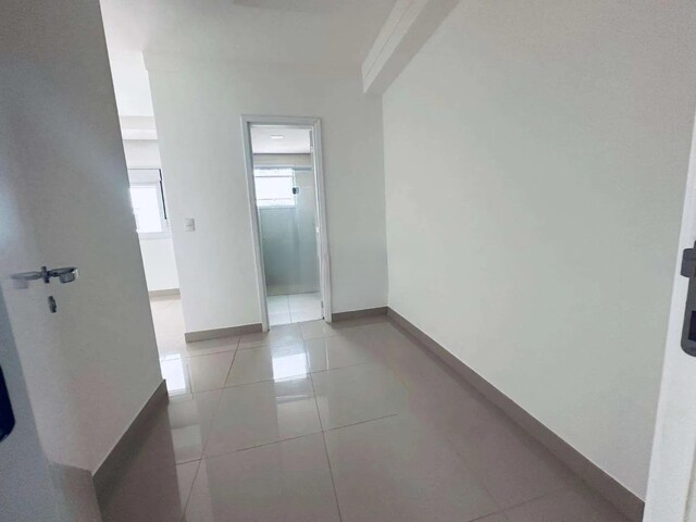 OPORTUNIDADE no Royal Park | 4 Quartos (2 Su&iacute;tes) | 142 m&sup2; + 2 Vagas