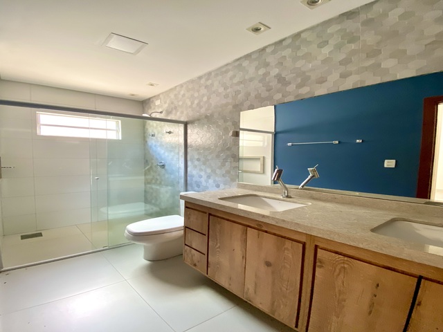 Casa Espa&ccedil;osa, Aconchegante e Bem Localizada