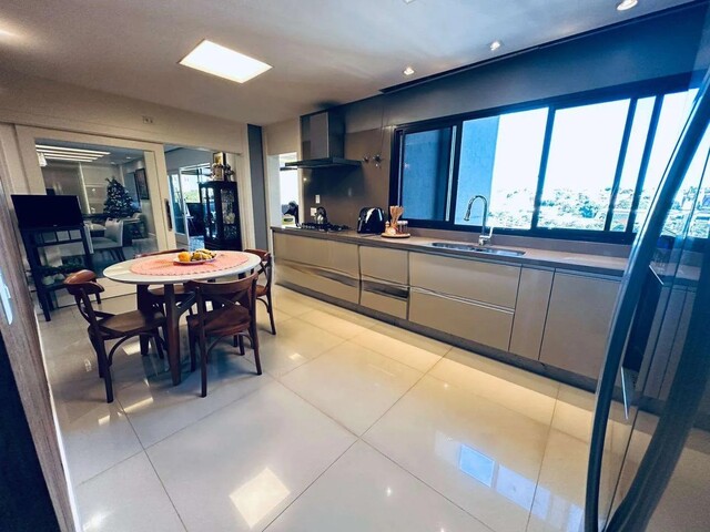 Unidade Exclusiva no Grand Tower | 220 m&sup2; no Royal Park