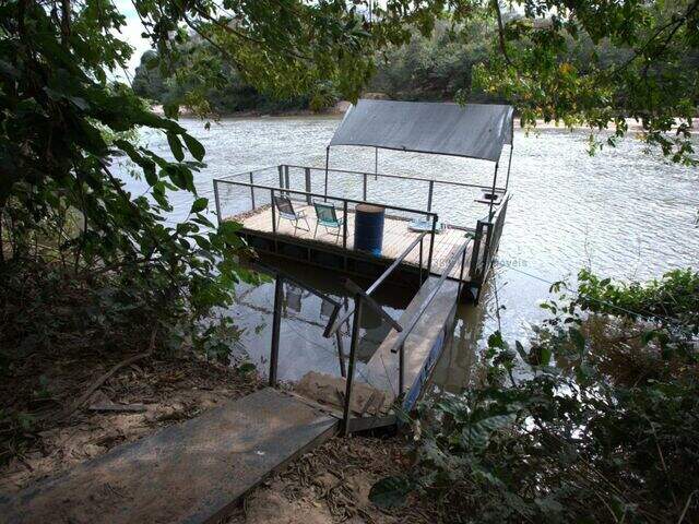 Ch&aacute;cara &agrave; Venda na Regi&atilde;o de Piraputanga &ndash; Fundo com o Rio Aquidauana